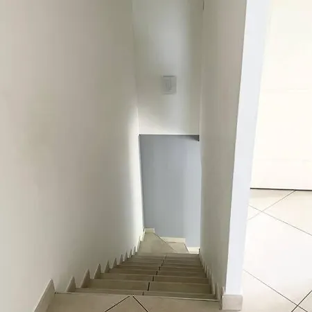 Agreable Et Grande Maison Avec Parking + Jardin Apartment Villeurbanne
